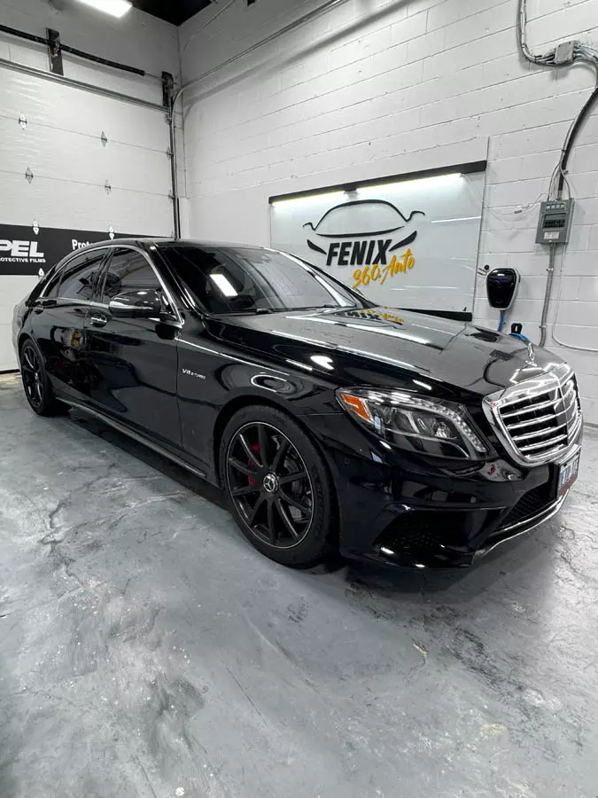 Professional car window tint installation Hamilton Ontario